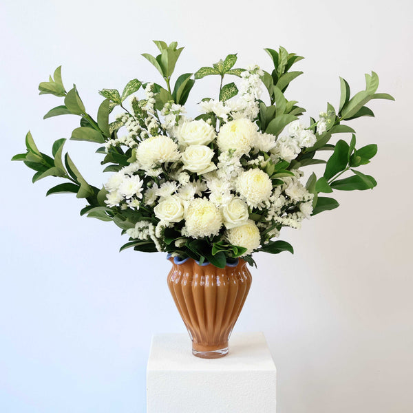 Milkshake - White Flower Bouquet