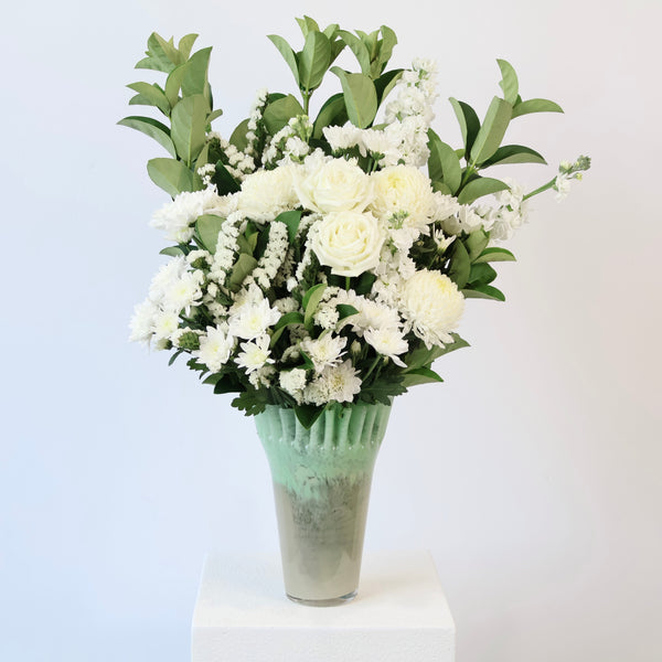 Milkshake Large | White Flower Bouquet