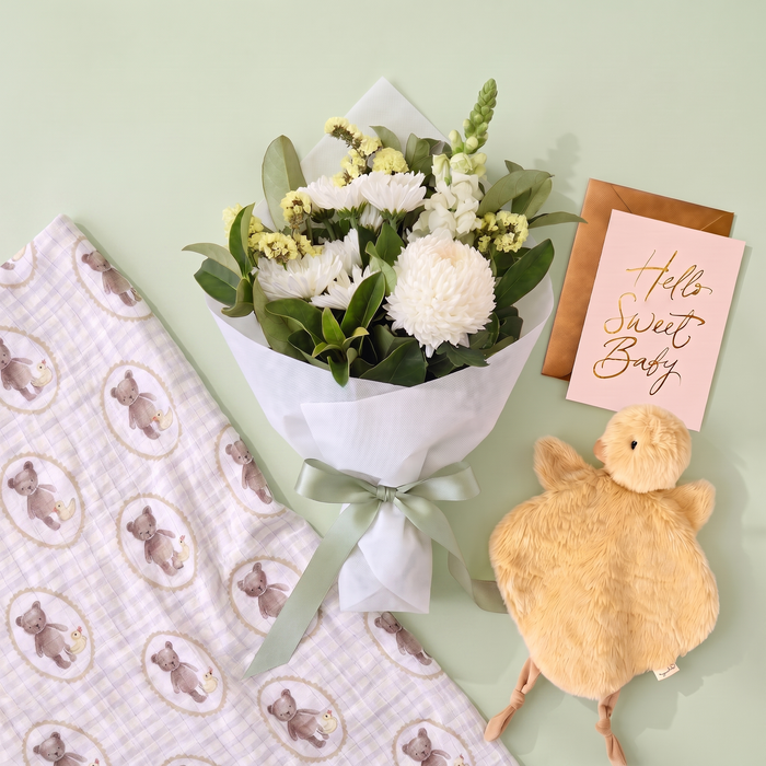 New Baby Boy Gift Hamper – Flowers & Baby Gifts
