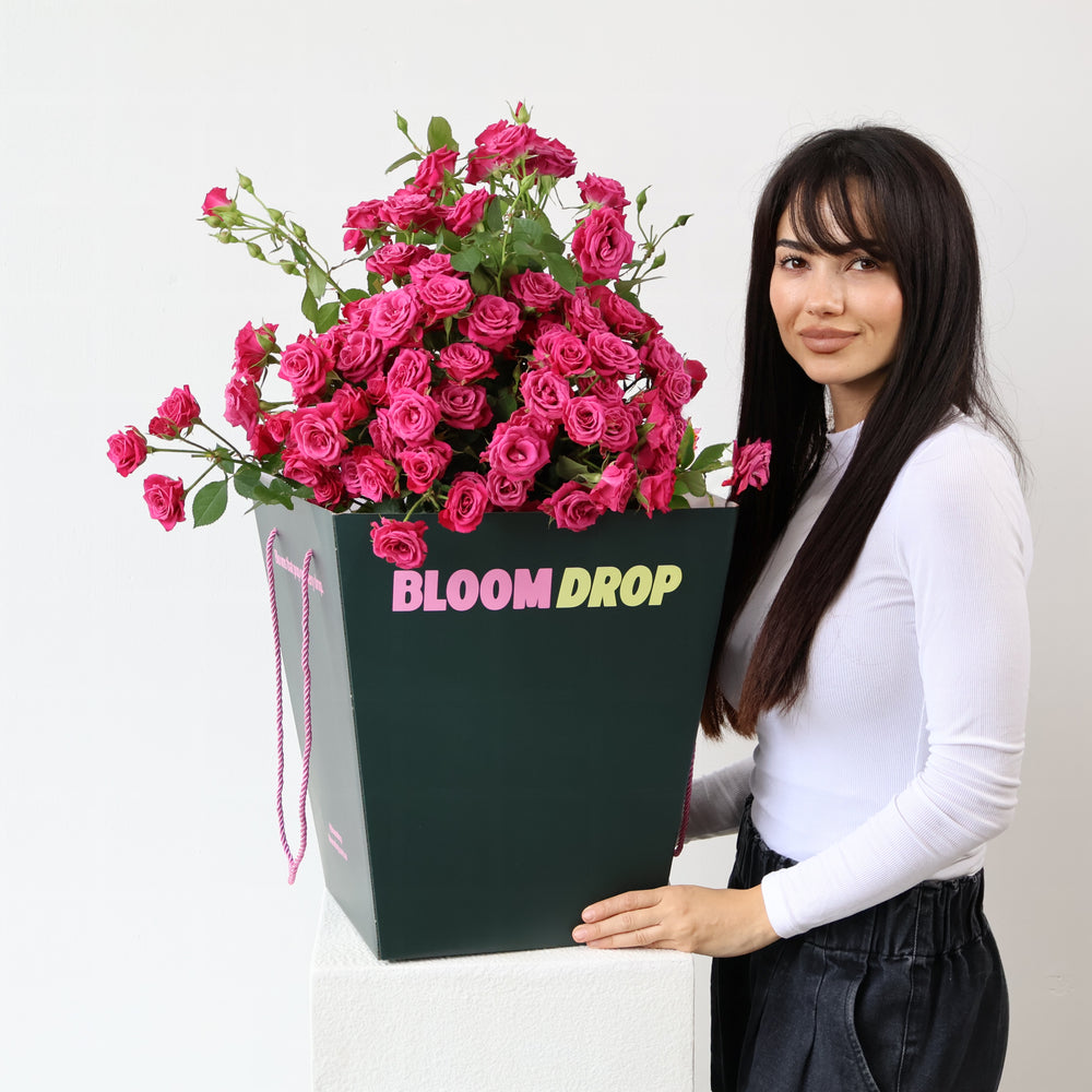 Spray Roses En Masse