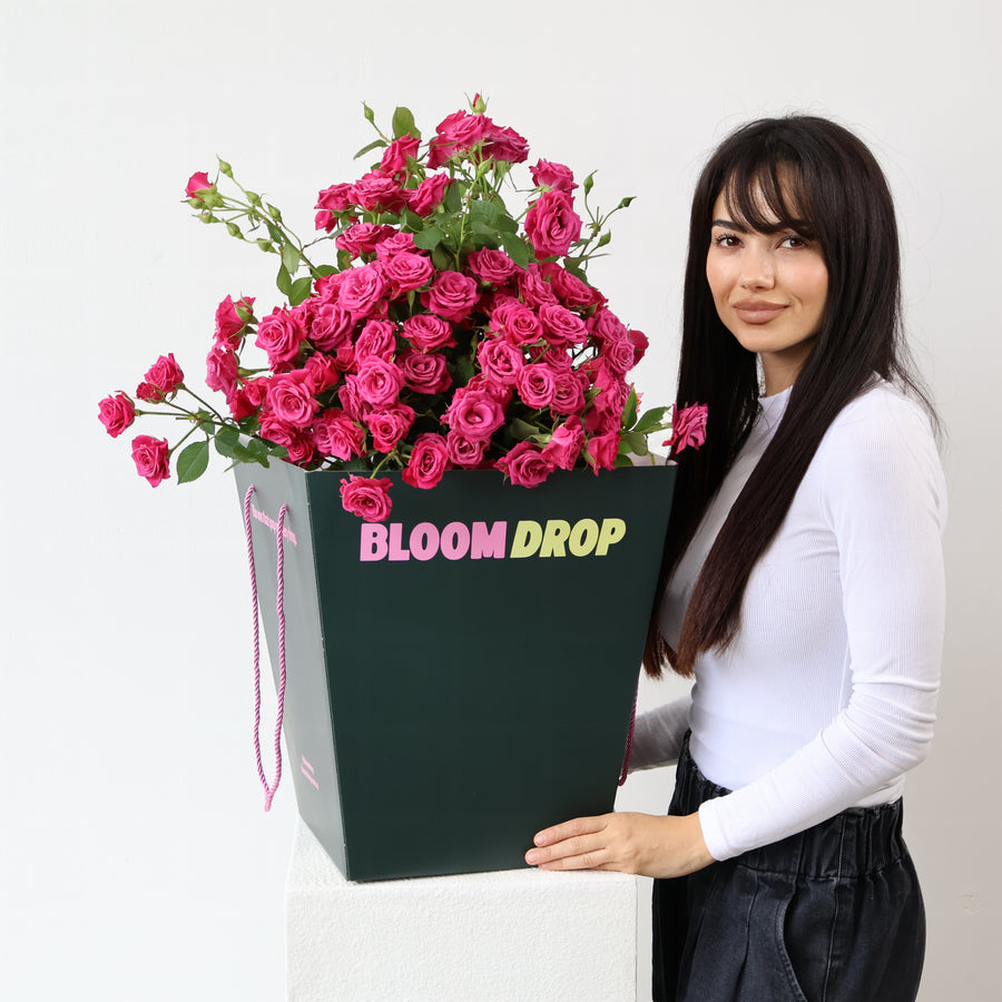 Spray Roses En Masse