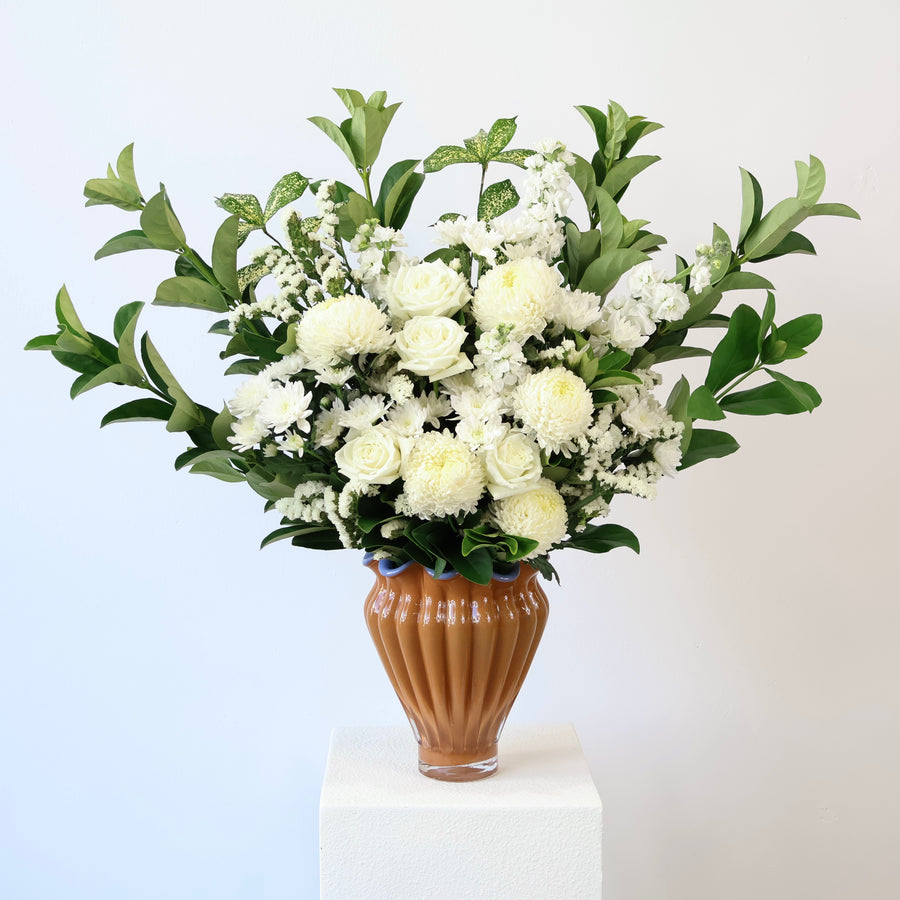 Milkshake Luxe | White Flower Bouquet