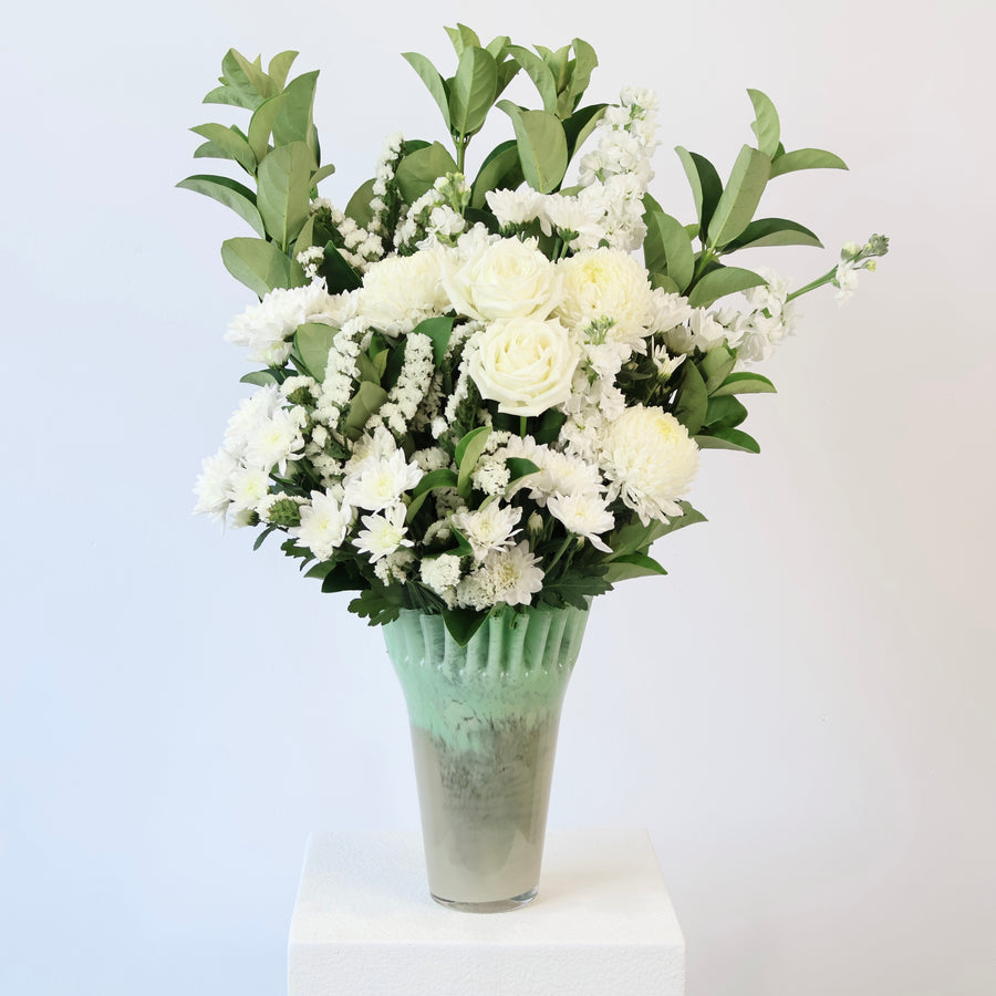 Milkshake Large | White Flower Bouquet