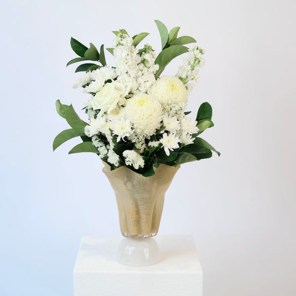 Milkshake - White Flower Bouquet