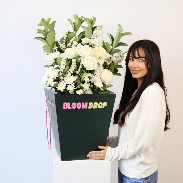 Milkshake Large | White Flower Bouquet