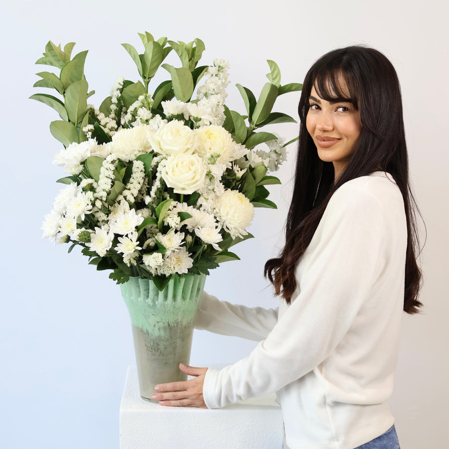 Milkshake Large | White Flower Bouquet