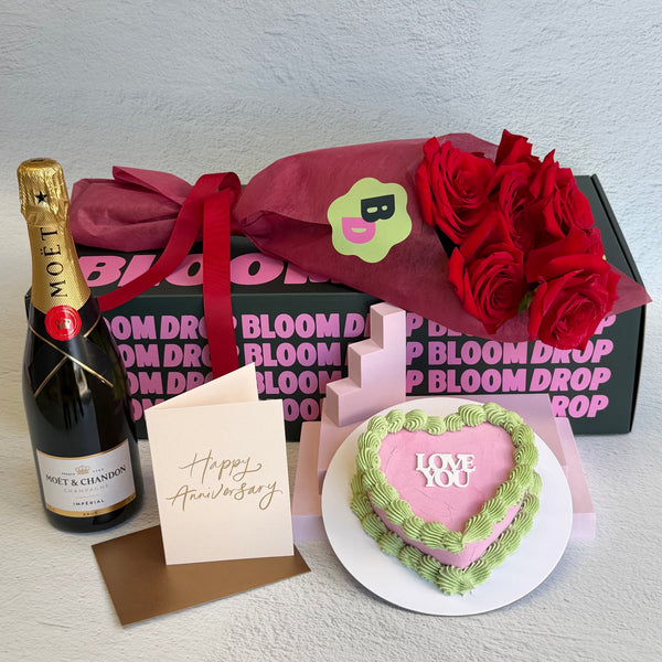 Anniversary Gift Hamper – Champagne, Roses & Cake
